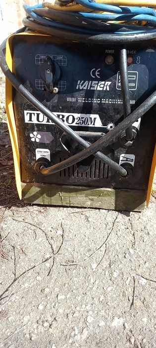 Продам зварювальний апарат кхайзер 250м