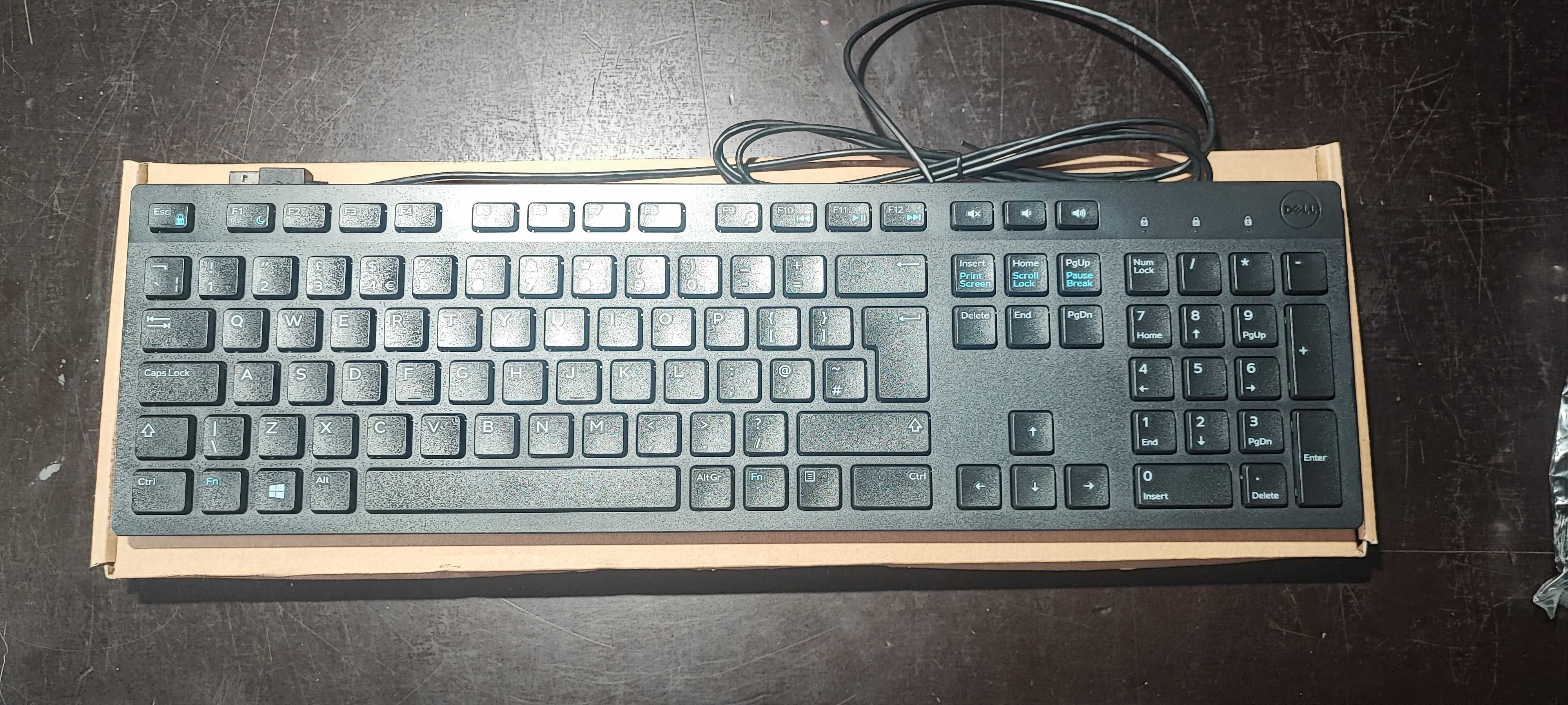 DELL KB216 klawiatura Uniwersalne USB QWERTY British English Czarny