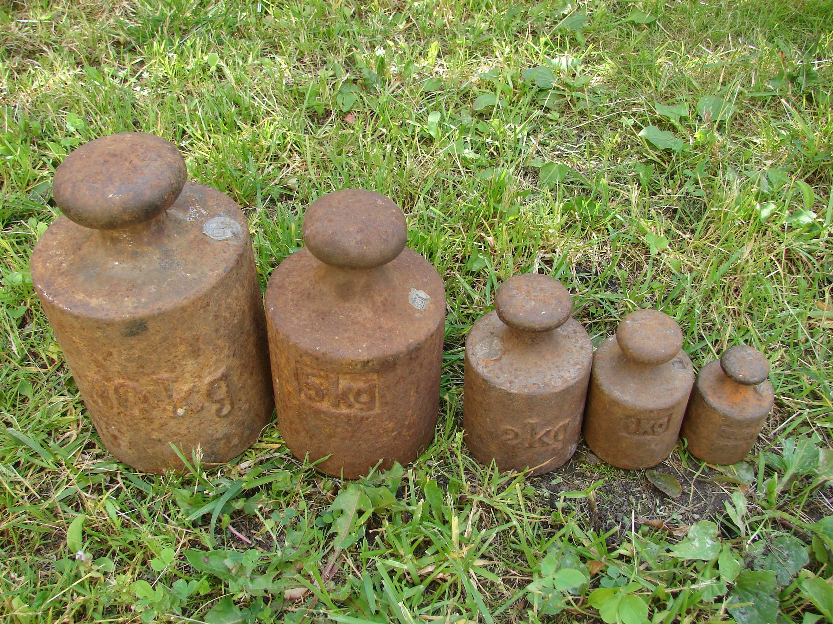 Stary odważnik żeliwny 1kg ciężarek