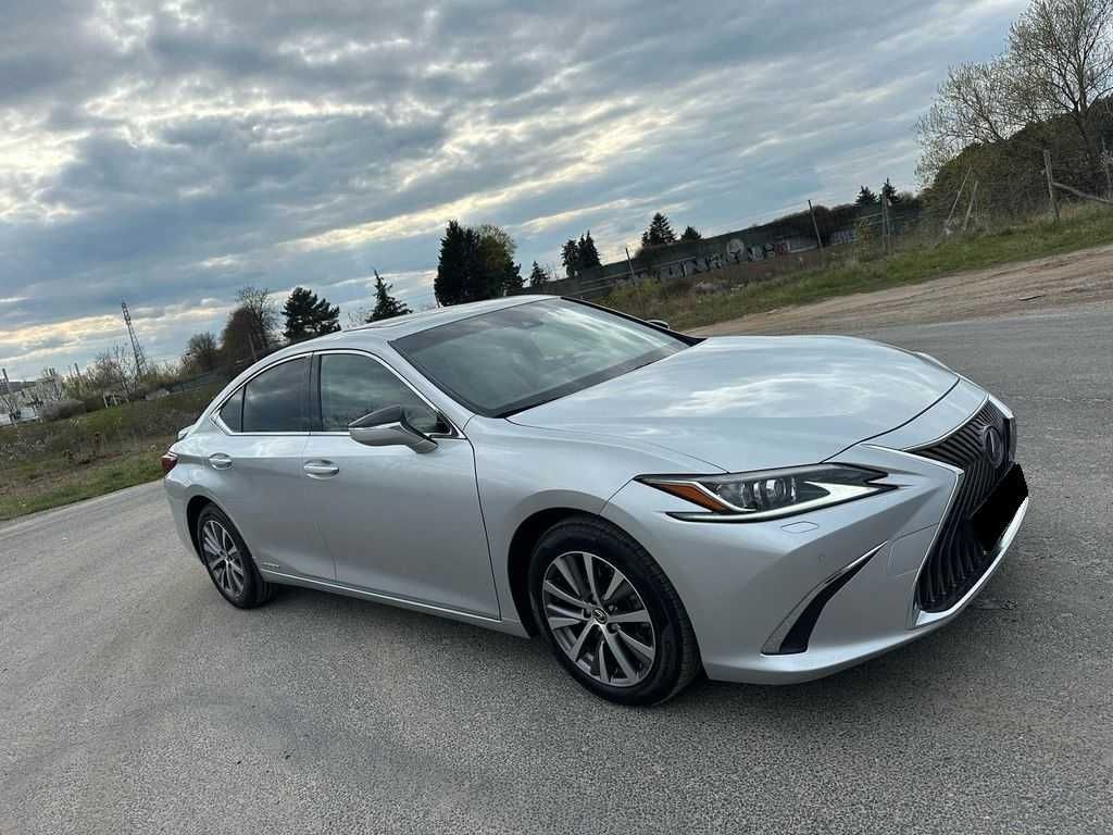 Lexus ES прокат авто Киев аренда машин от суток