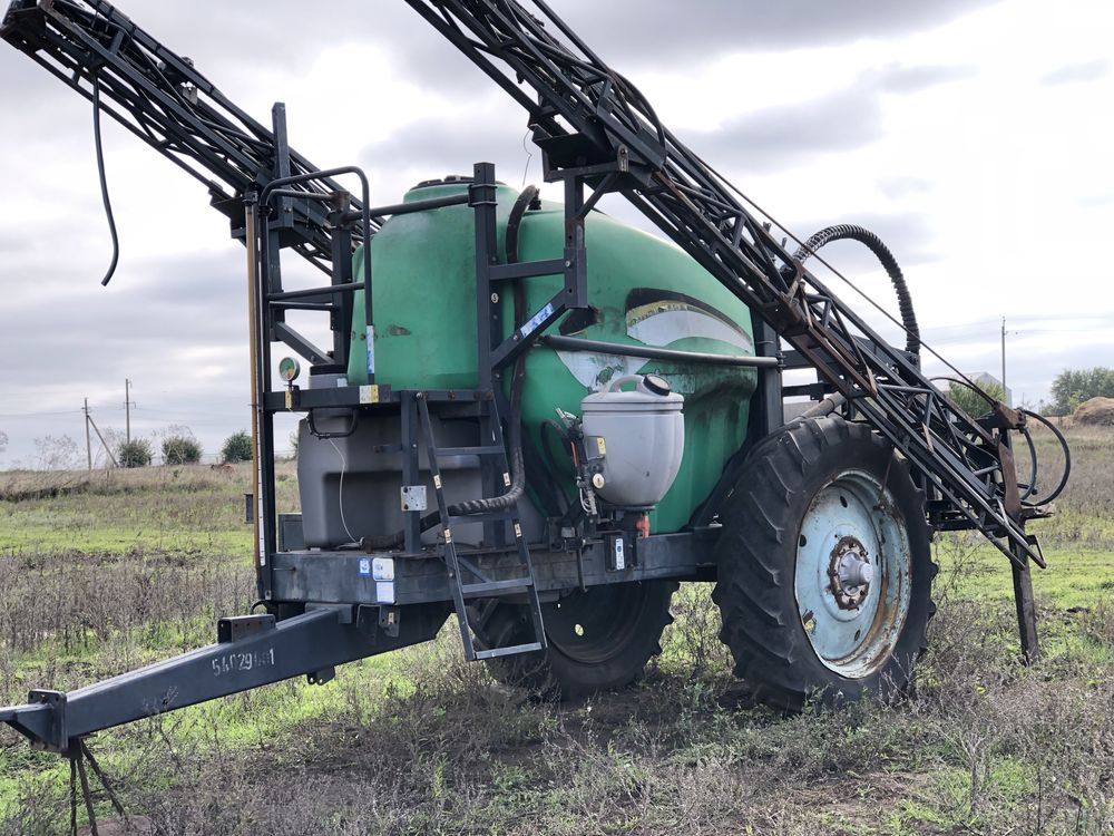 Продам обприскувач  Unigreen Campo