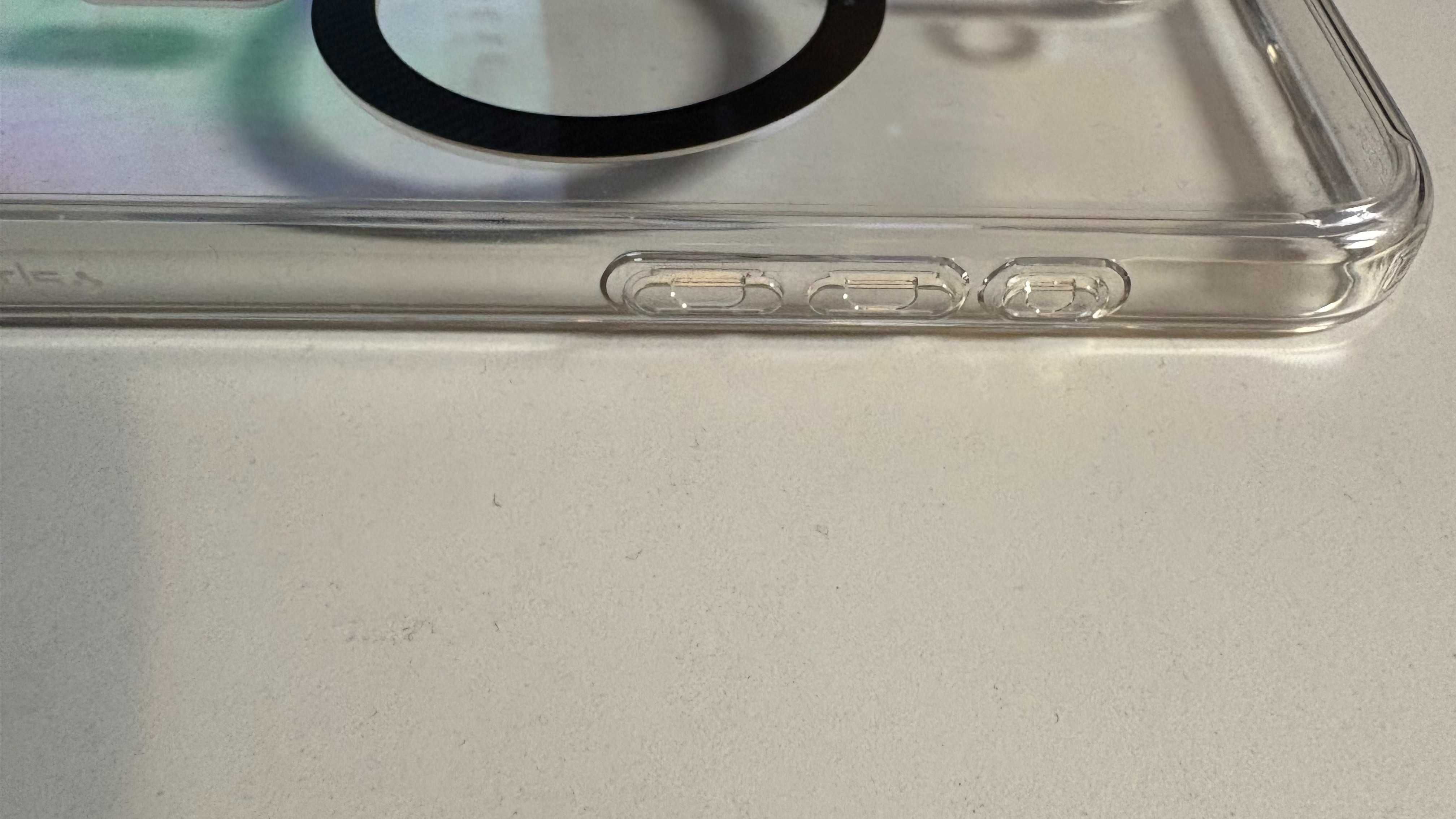 Etui Spigen Ultra Hybrid MagSafe iPhone 16, nowe to 100 zl