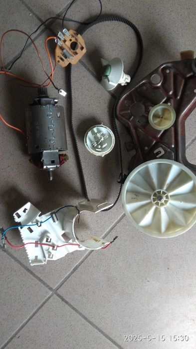 Двигун до кухонного комбайна Braun плата управління корпус