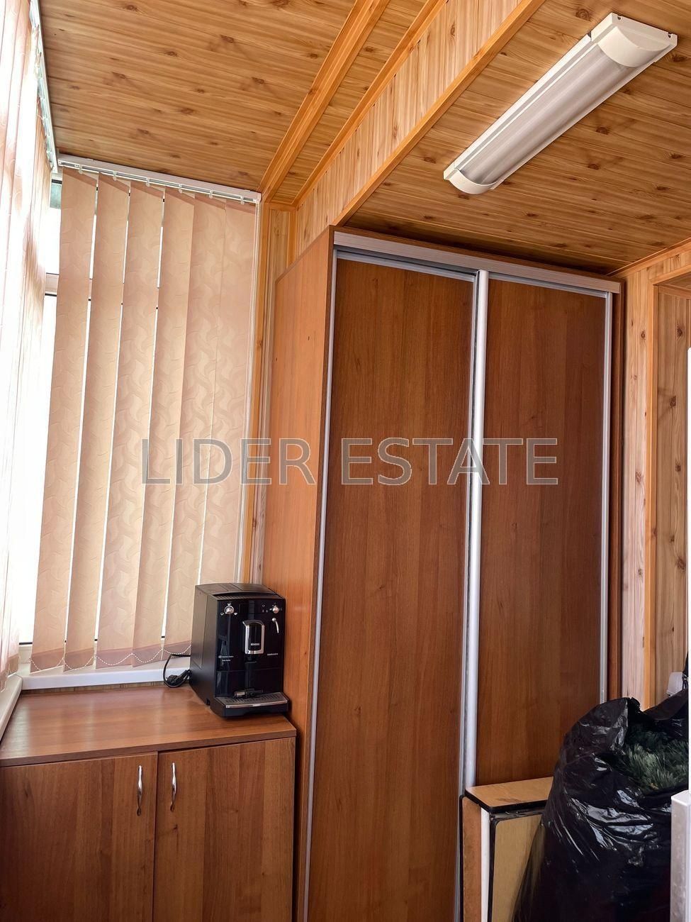 Продаж 3-х кімнатної квартири в Ужгороді