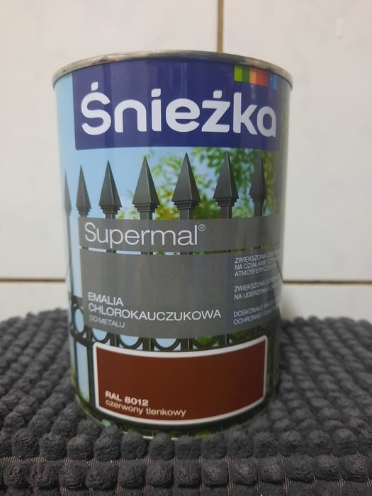 Śnieżka Emalia chlorokauczukowa do malowania metalu i betonu 0.9 L.