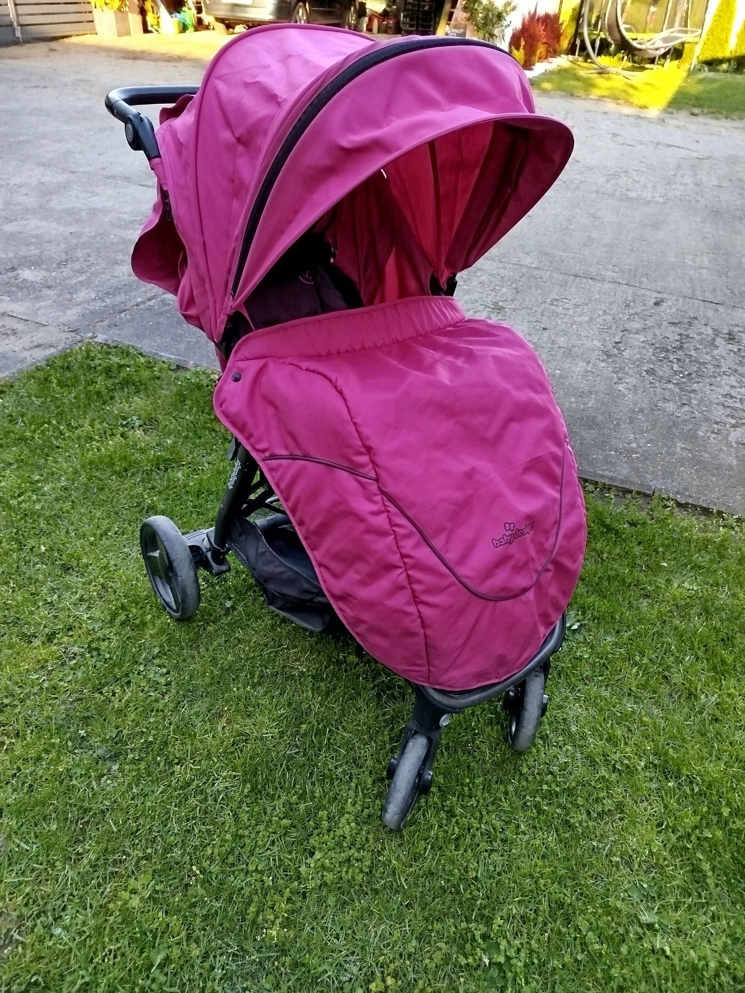 Wózek spacerówka Baby Design różowy dla dziewczynki