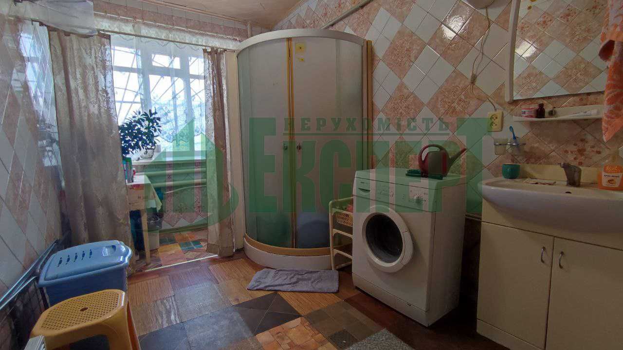 Продажа просторного дома в Чемужовке, Змиев