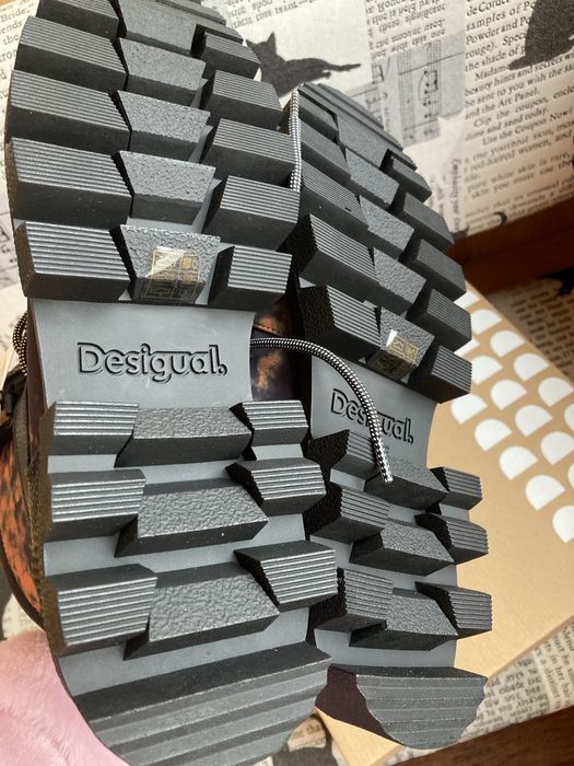 Ботинки черевики Desigual