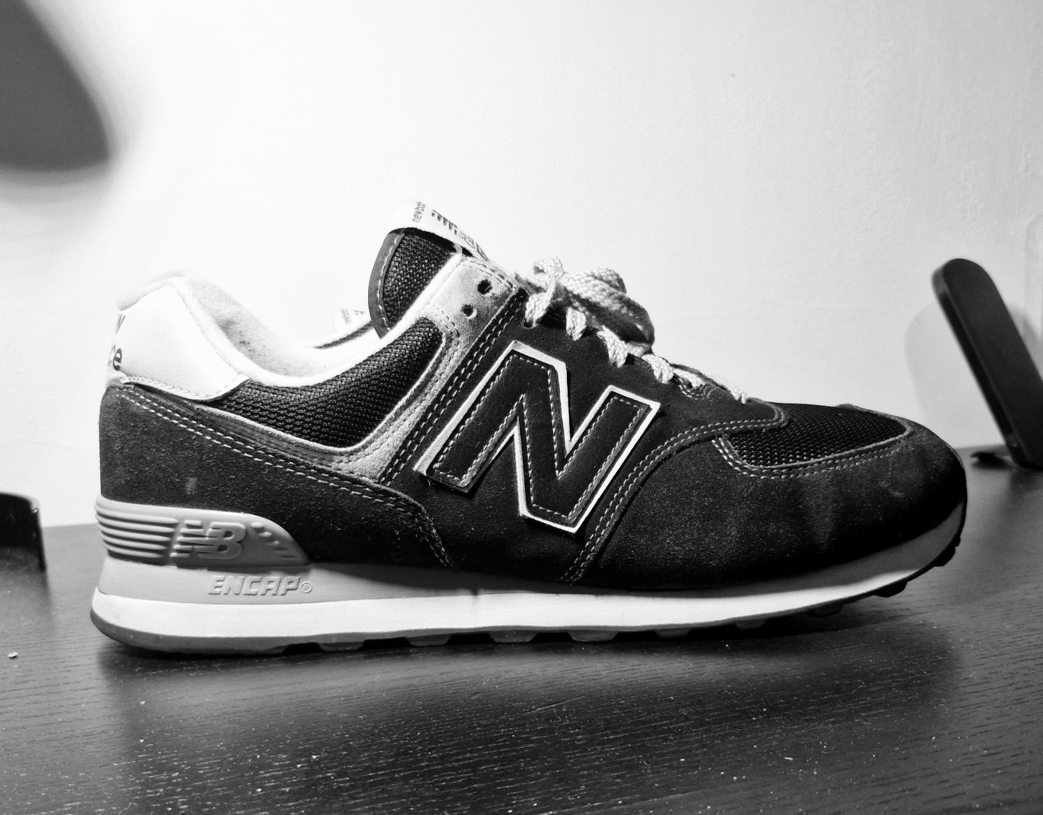 Tenis New Balance 574 s/ novos n45.5- 46 em preto
Excelente estado
Igu