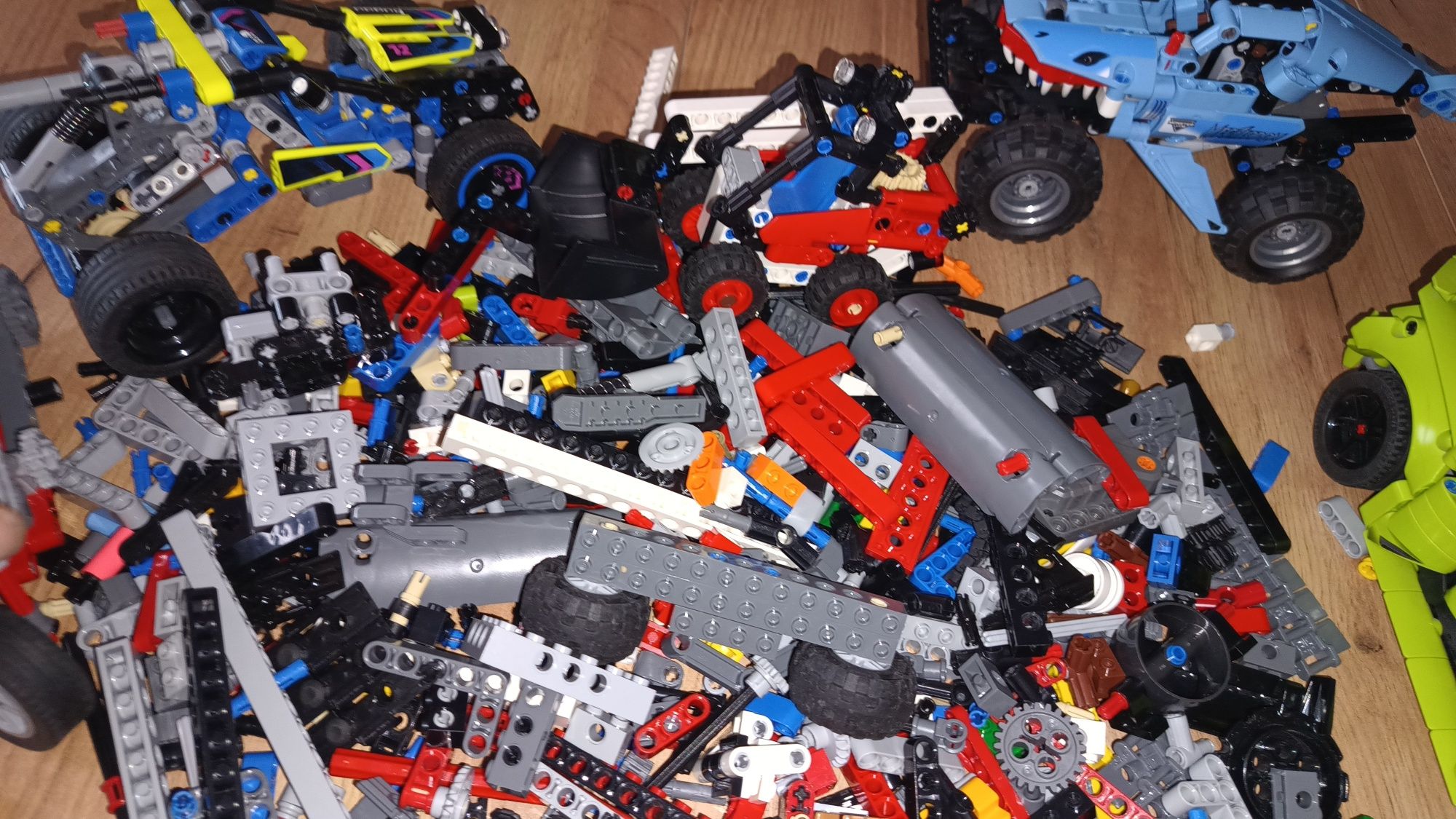 Lego technic 2 kg wyselekcjonowany mix i zestawy