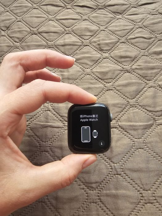 Aplle watch series 5 44mm Space Gray Aluminum Case