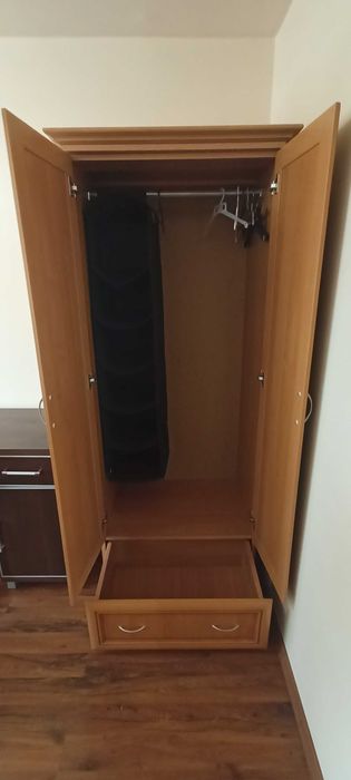 Pojemna Szafa na ubrania 202x77