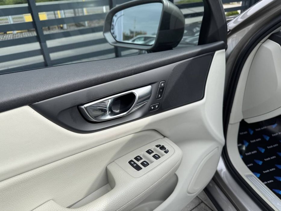 Volvo S60 2019 freshauto