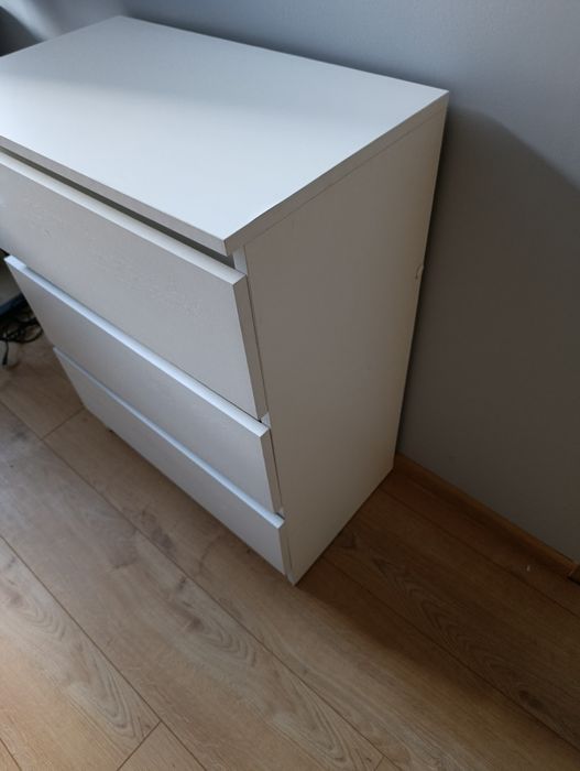 Szafka z szufladami komoda