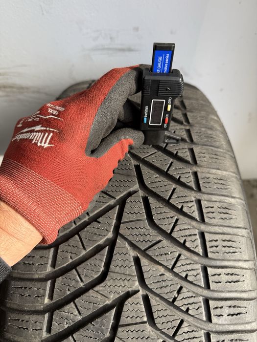 Koła felgi 5X112 R20 Audi Q7 4M opony zimowe 255/50R20 Yokohama