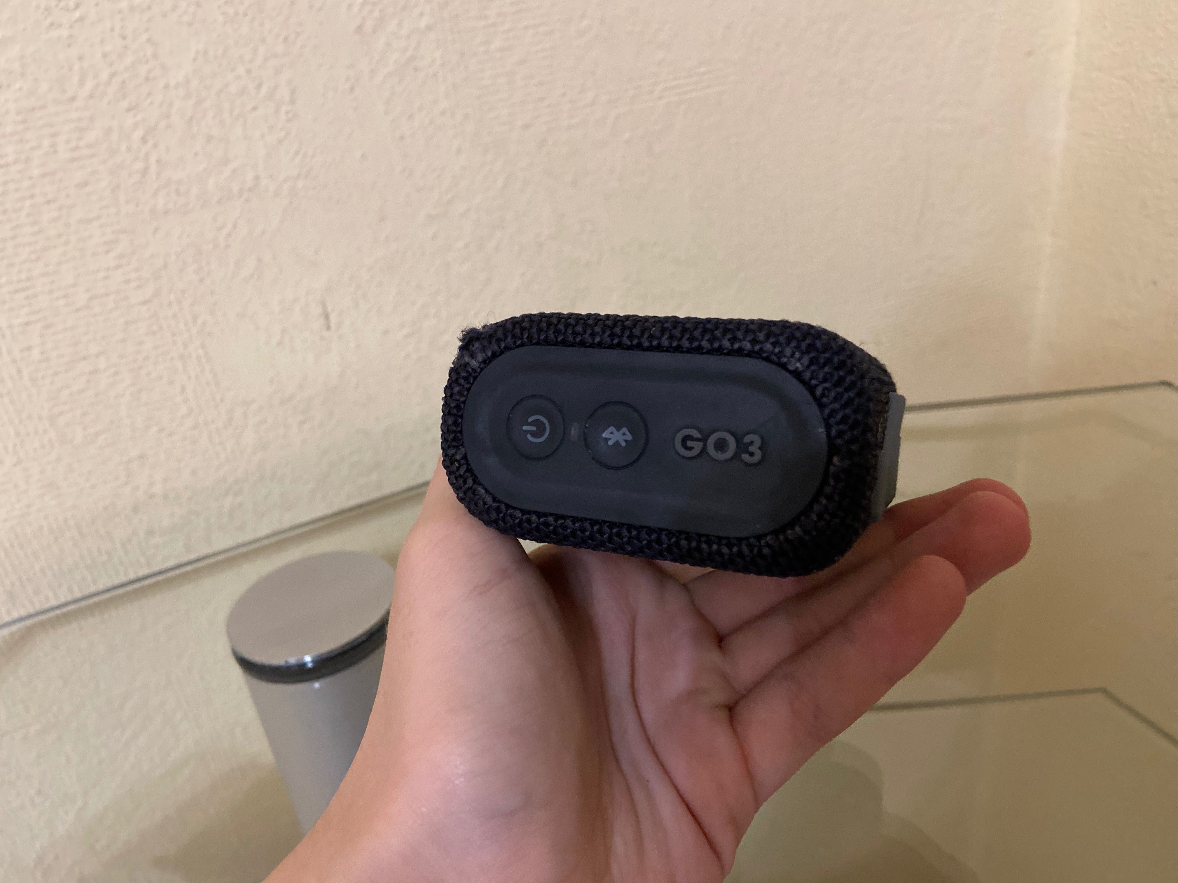 Колонка JBL чорна