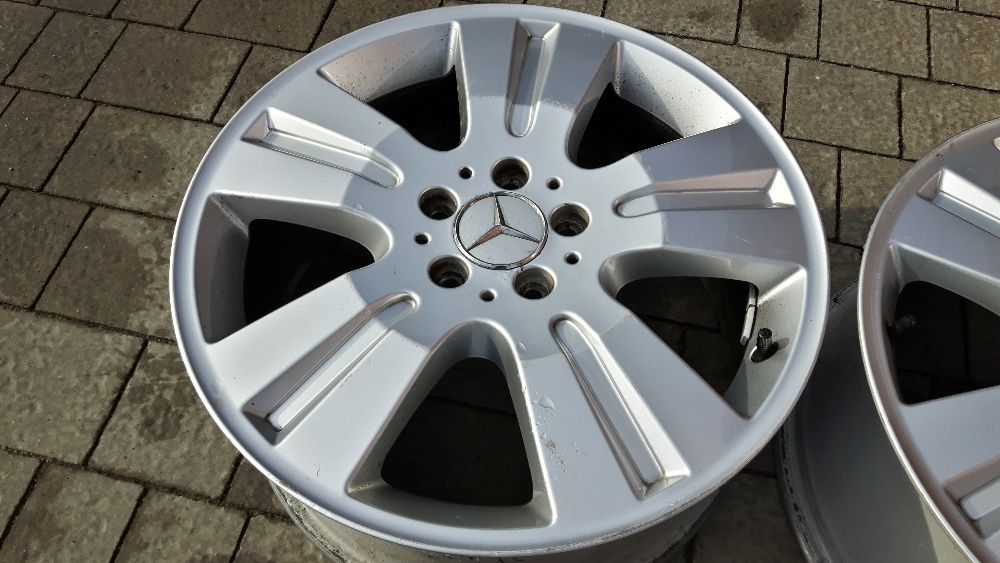 Felgi 18'' Aluminiowe Mercedes ML GL ORYGINAŁ 8J18 ET-60