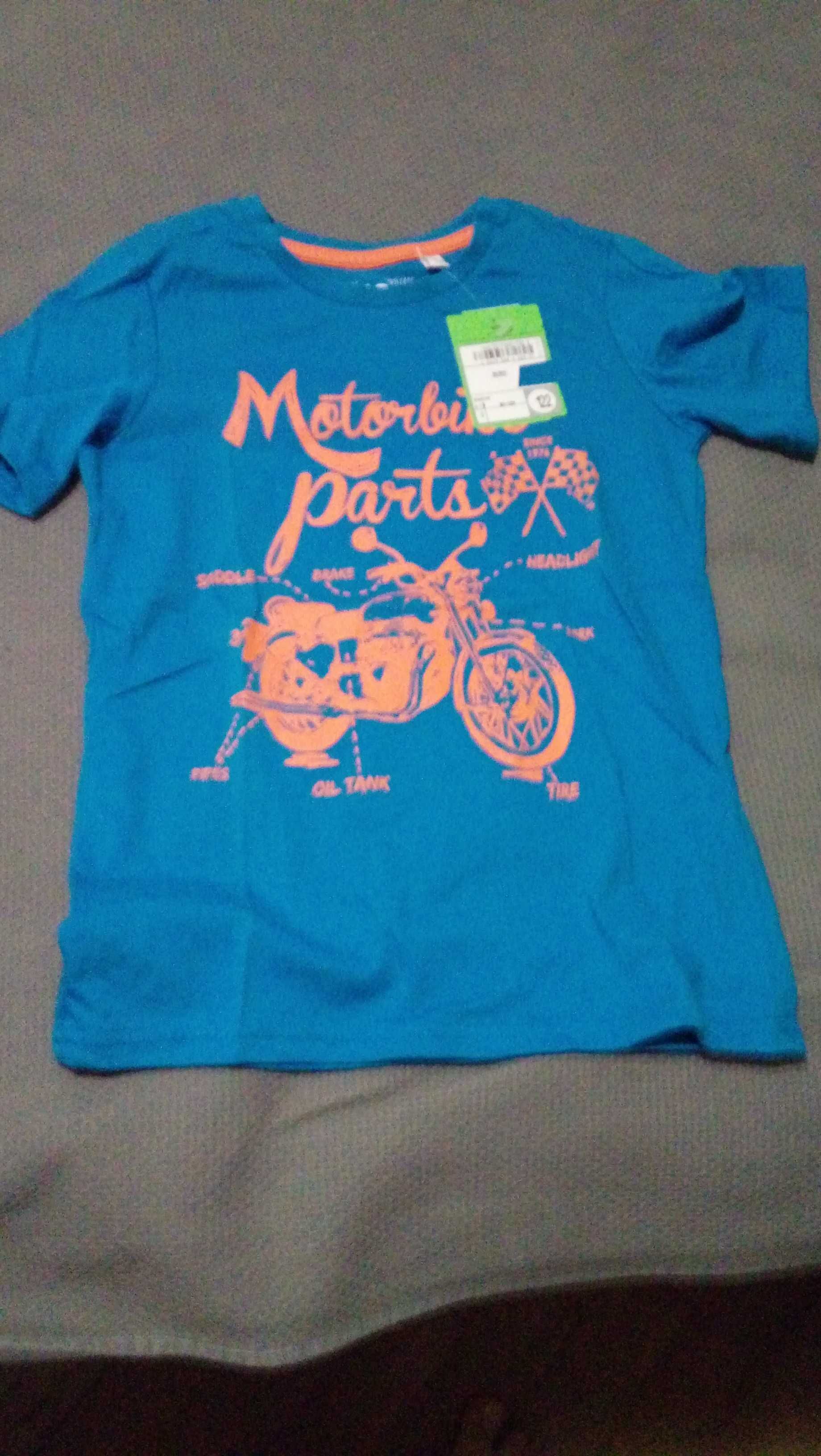 T-Shirt Menino  122 - Nova c/ Etiqueta -  COM PORTES