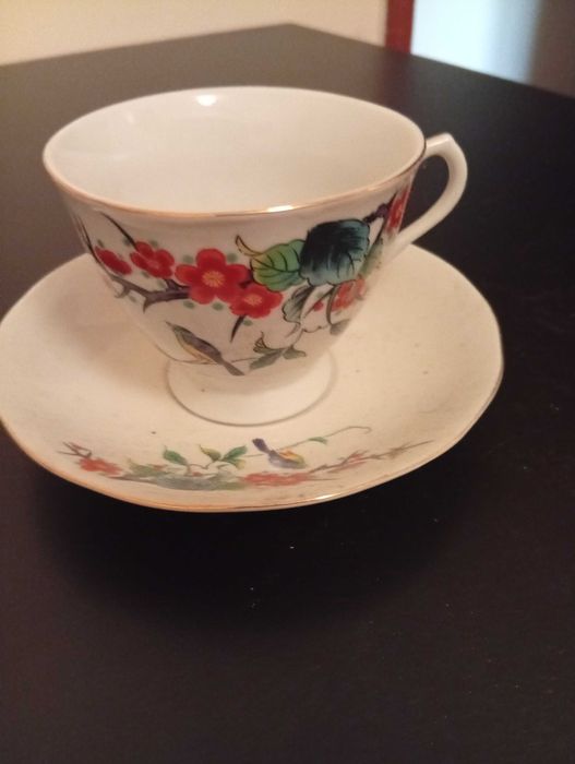 Chávena com pires lindíssima