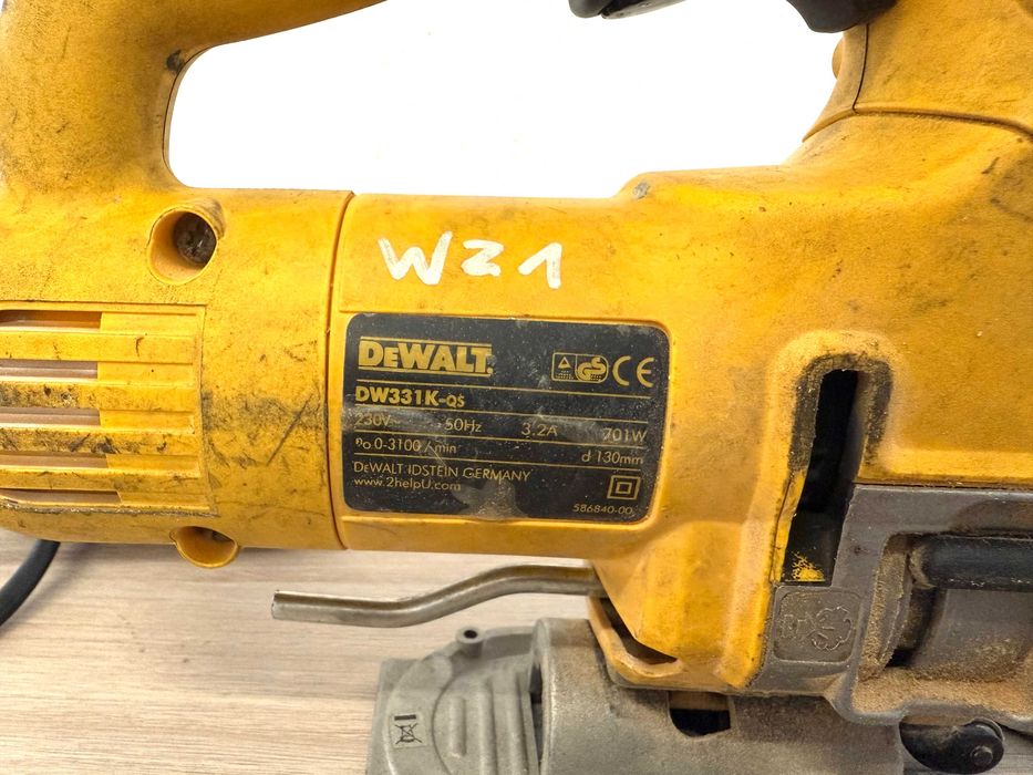 Wyrzynarka Dewalt DW331