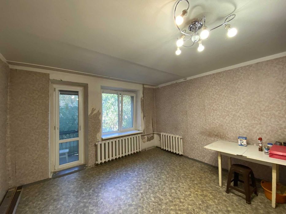 Продаж 3-кімнатної квартири на Таїрова по вул проспект Небесної Сотні