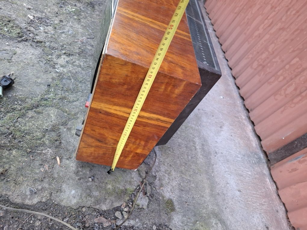 Stary telewizor z czadu PRL