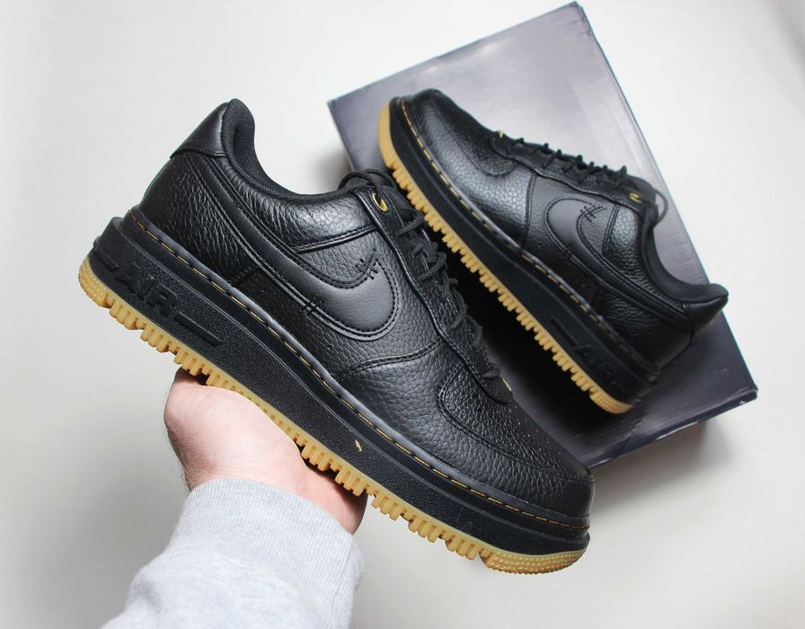 Кросівки Nike Air Force 1 Luxe DB4109-001