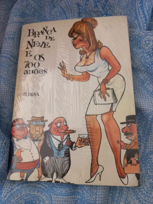 Livro novo "Branca de Neve e os 700 Anões"