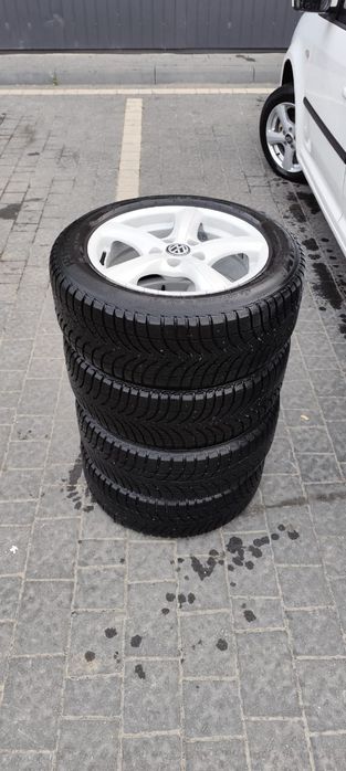 Volkswagen Caddy 2015 року, дизель 1.6.