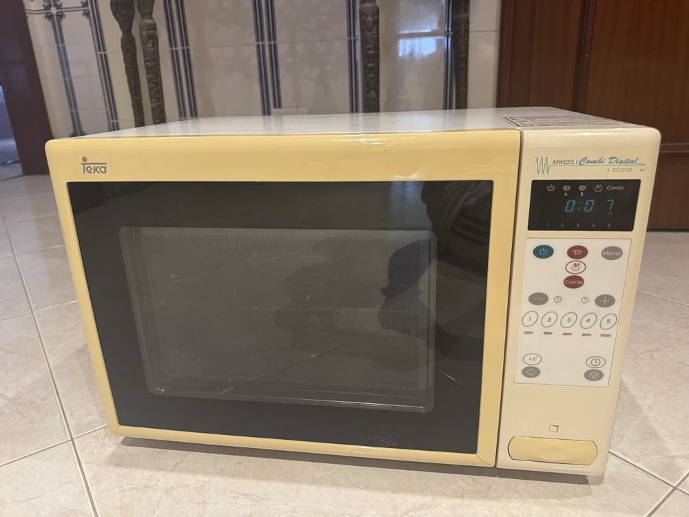 Teka combi digital MW223.1