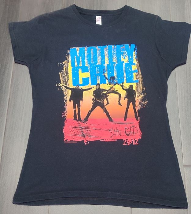 Футболка женская Motley Crue мерч