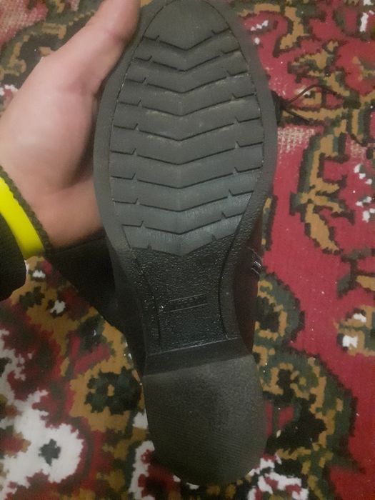 Продам сапоги женскіе.