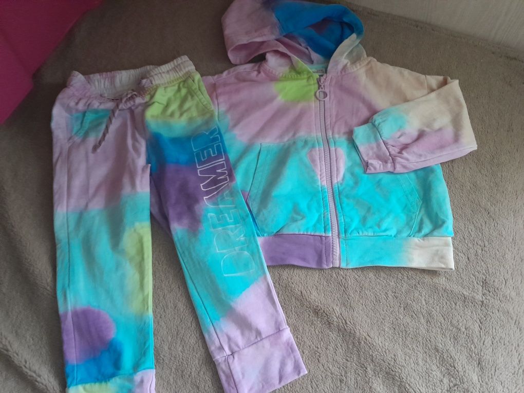 Zestaw dresow - bluzy I spodnie Coccodrillo r.92