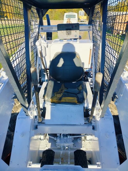 Bobcat miniładowarka kołowa stan bdb koparka