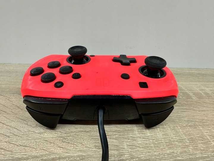 Pad PDP Faceoff Deluxe do Nintendo Switch Przewodowy czerwony