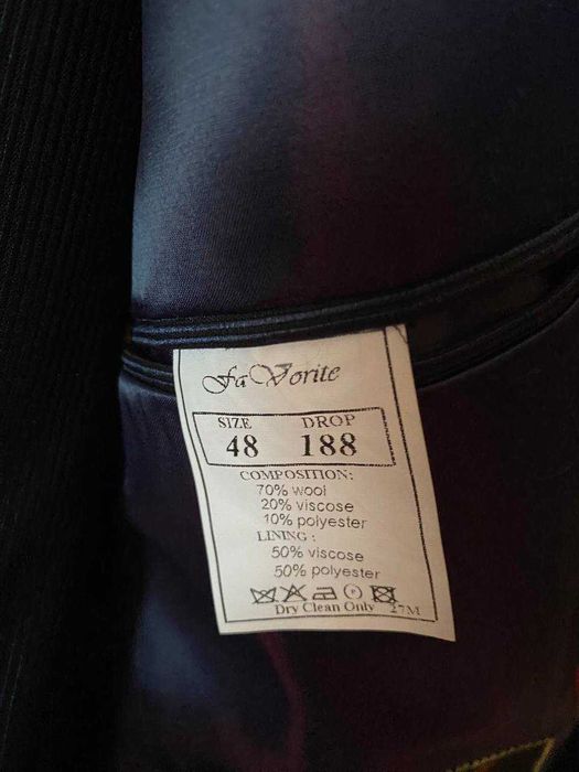 Костюм для випуска чи школи