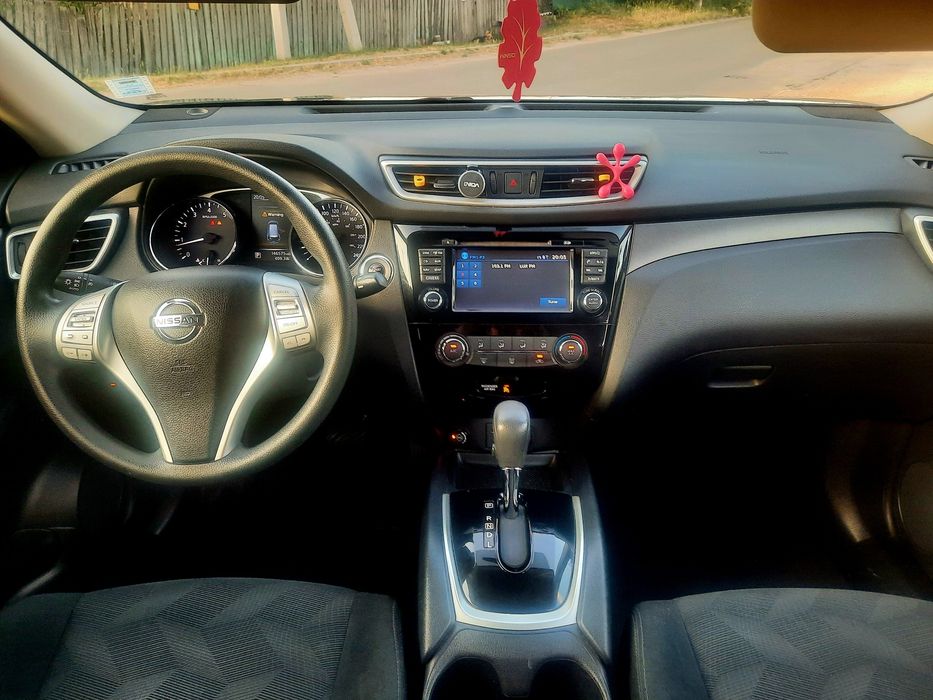 Nissan Rogue газ бензин 7місць