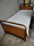 Cama solteiro com colchão