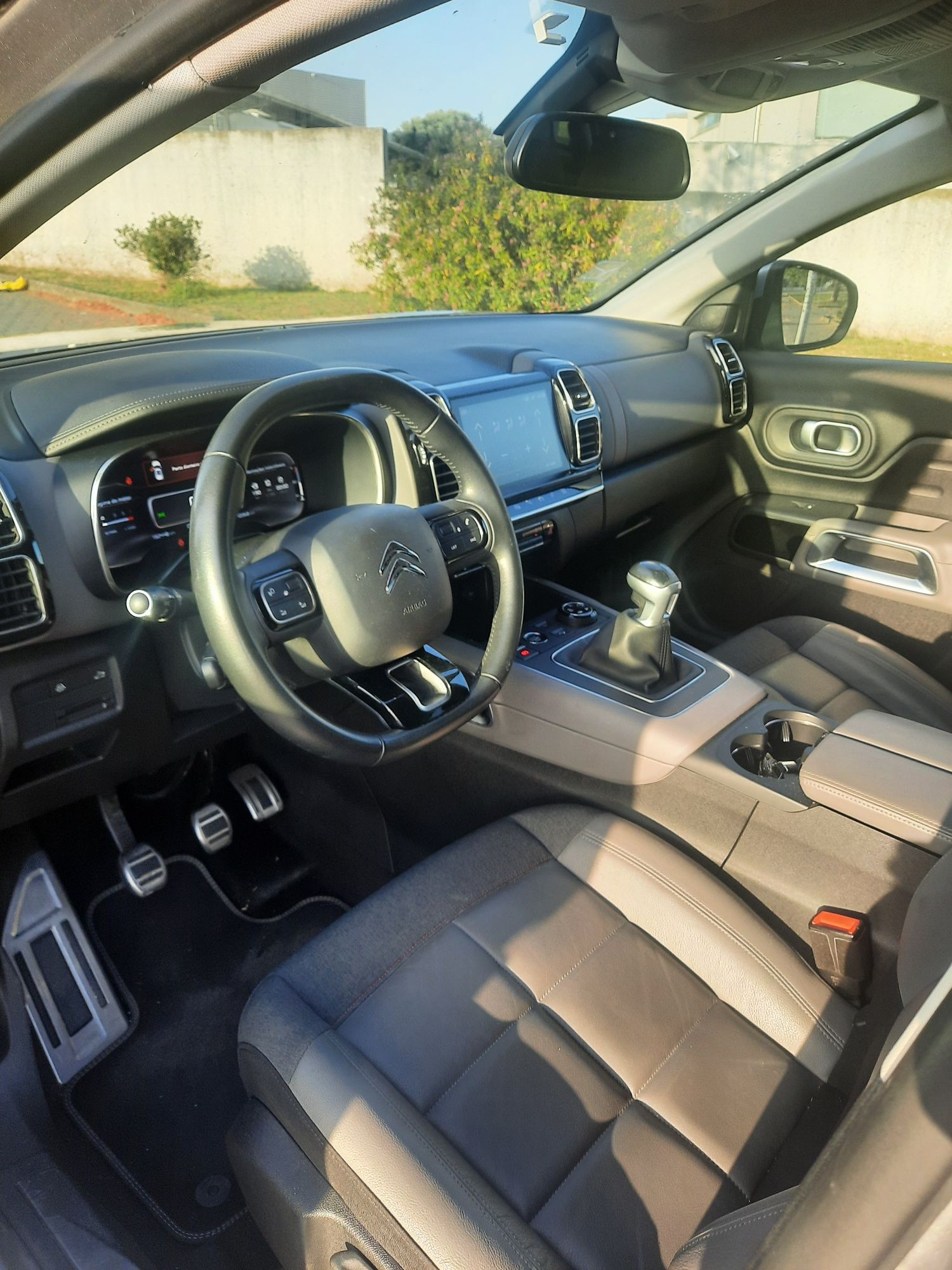 Oportunidade C5 Aircross 1.5Bluehdi Shine (+ equipada) Histórico Marca