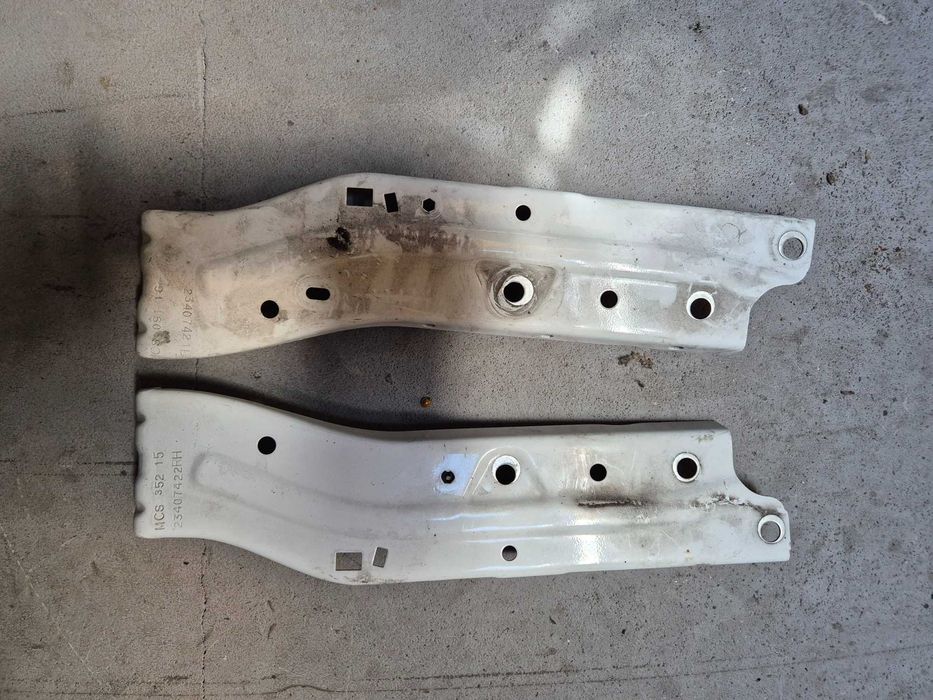 Blacha mocowanie błotnika Camaro 2016-