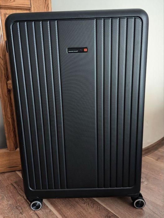 Дорожня Валіза розмір XL SHARPER Image Shukra США USA