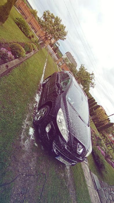 Продам причина продажі виїзд закордон