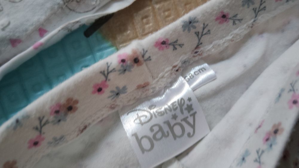 Komplecik spodnie +koszulka+skarpetki róż.62-68