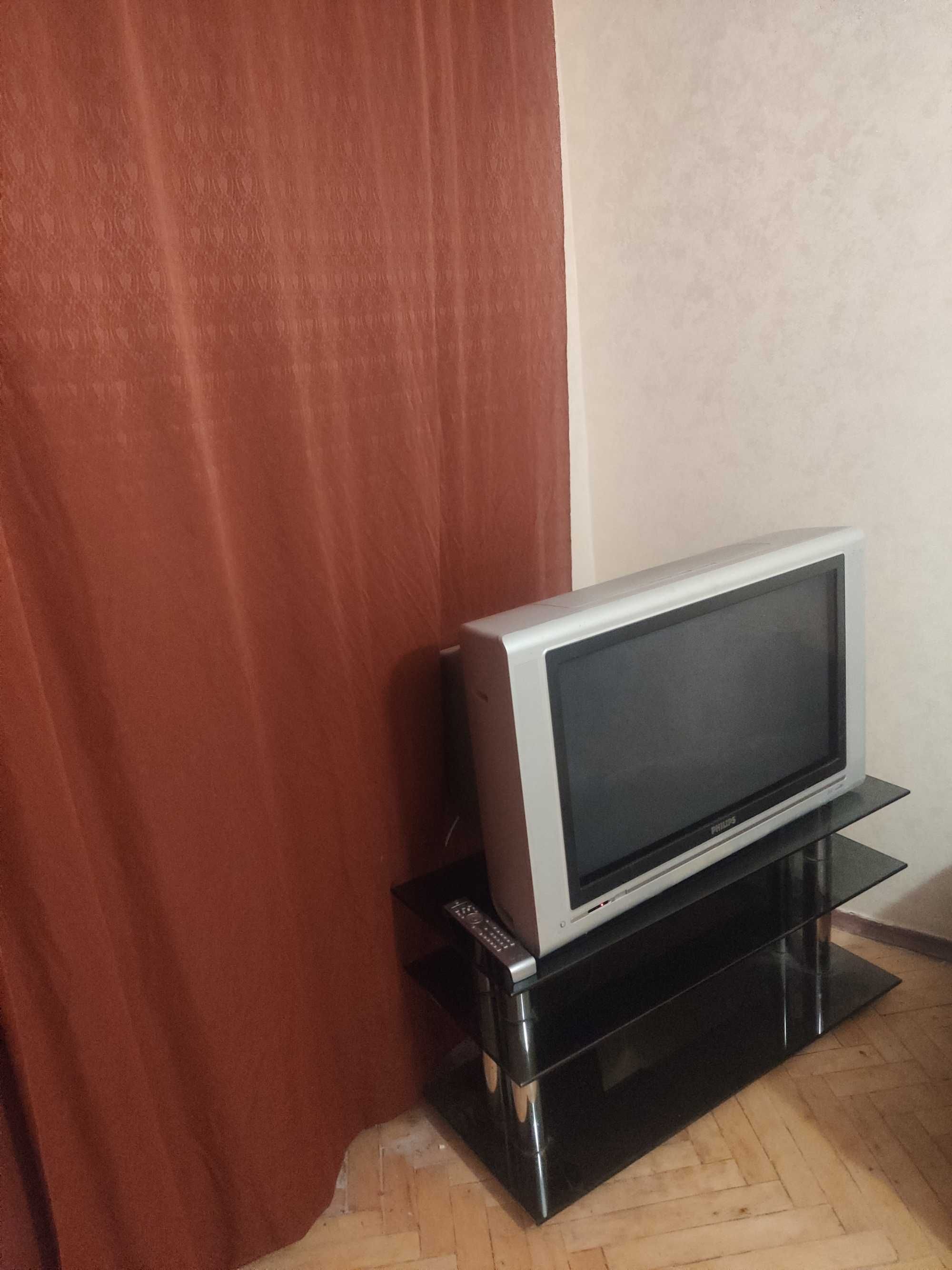 Своя посуточно 2 кімнатна квар вул Туполєва метро Нивки Сирець Святошин