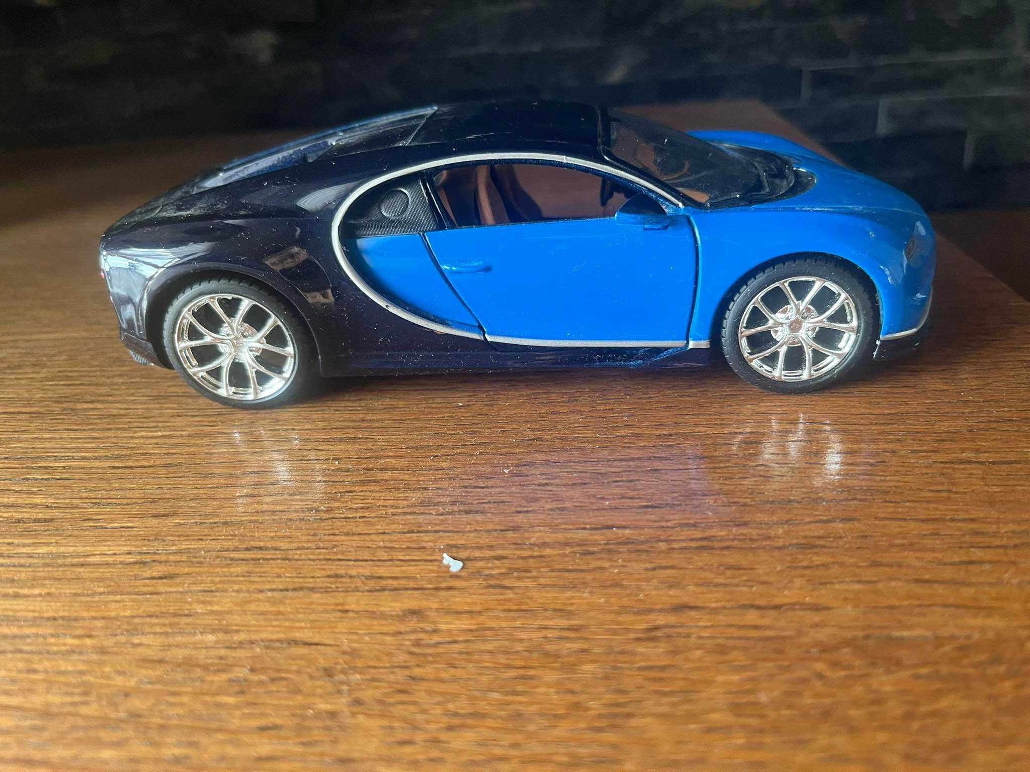 Auto Maisto model Bugatti Chiron  1:24