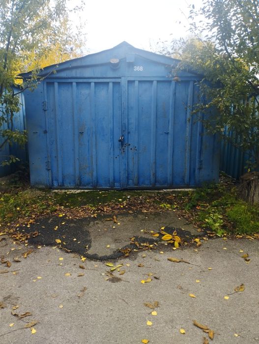 Гараж в кооперативі