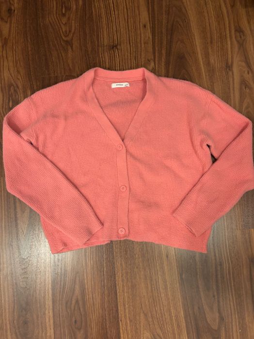 Sweter różowy Reserved rozmiar 152