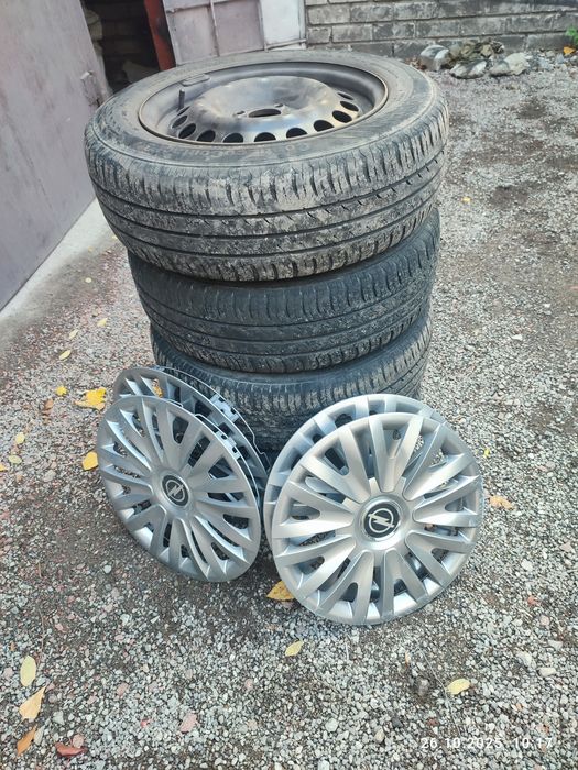 Комплект колес Continental 4*100*15 Лето с колпаками