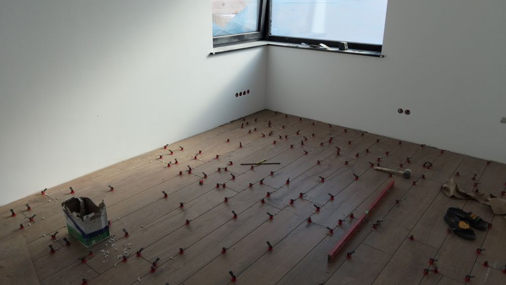 Remonty i wykańczanie.