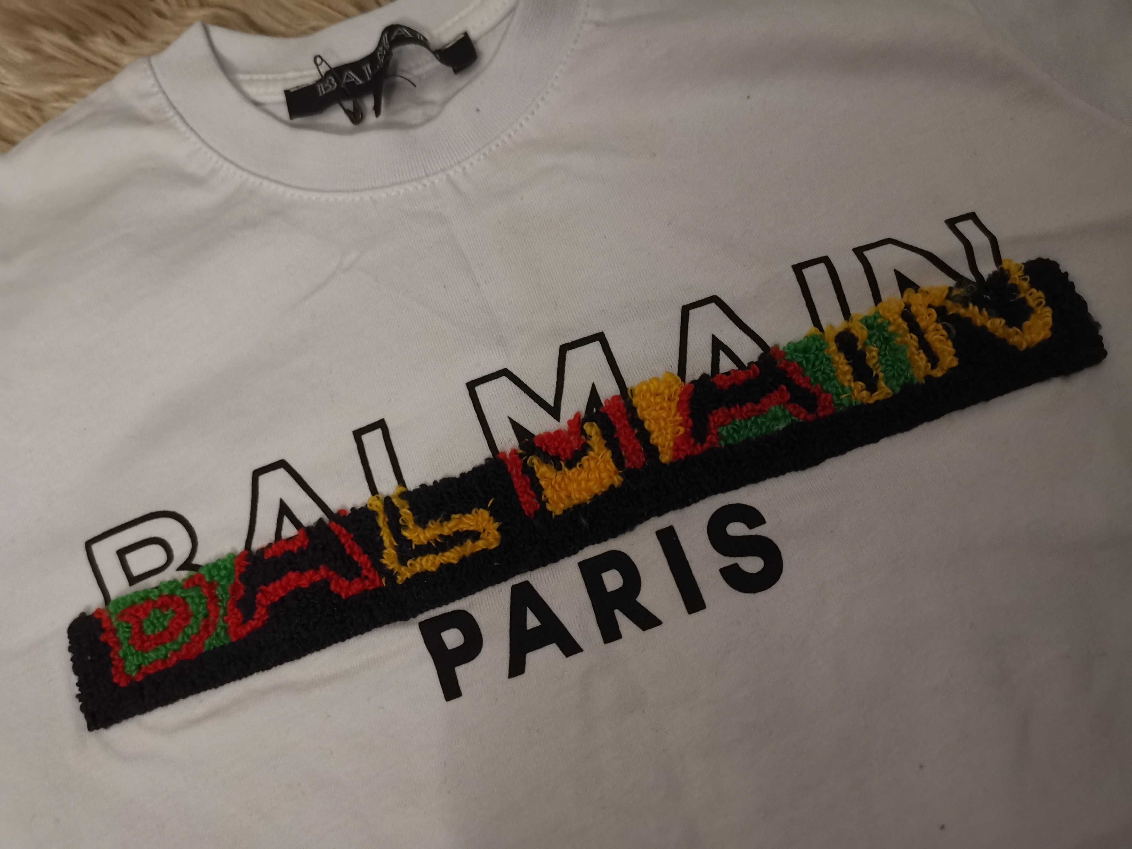 Nowy T-shirt Balmain Paris